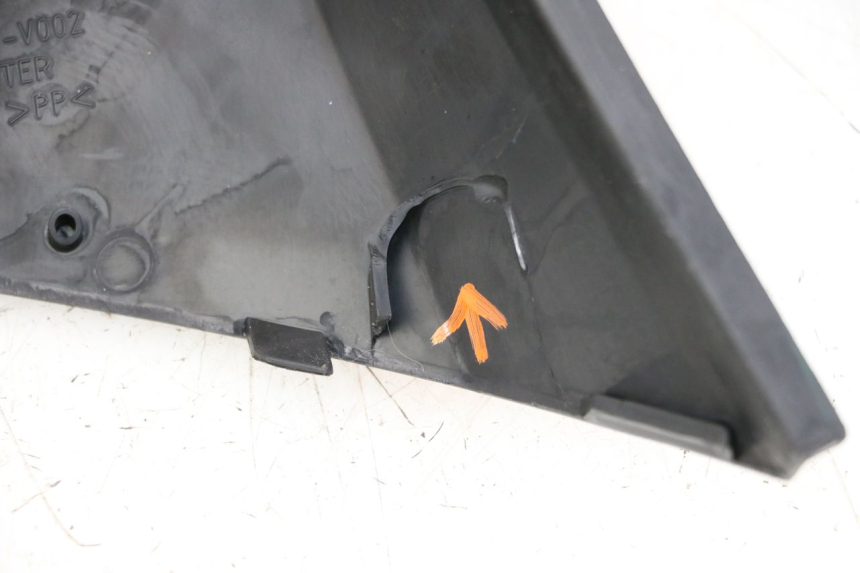 photo de TANK VERKLEIDUNG HONDA PCX (JF57/JF64) 125 (2014 - 2018) - Detailansicht des Bauteils