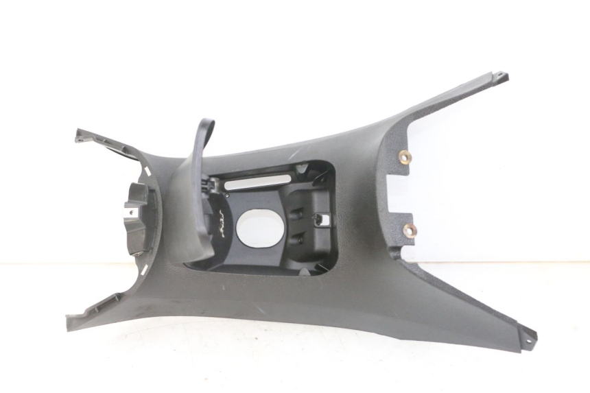photo de TANK VERKLEIDUNG PIAGGIO IE MP3 YOURBAN 300 (2011 - 2016) - Detailansicht des Bauteils