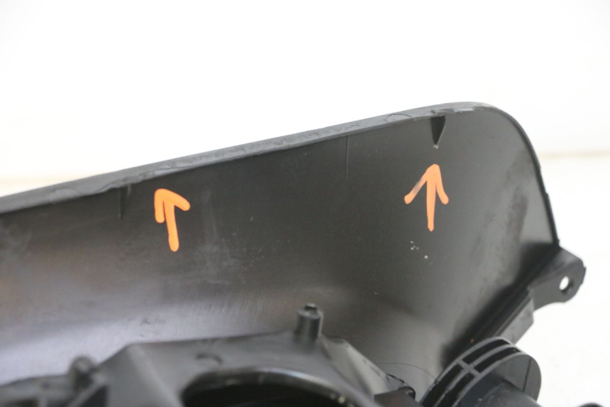 photo de TANK VERKLEIDUNG PIAGGIO IE MP3 YOURBAN 300 (2011 - 2016) - Oberflächenzustand und Material