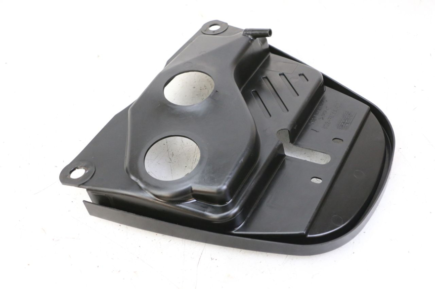 photo de TANK VERKLEIDUNG MBK OVETTO ONE 2T 50 (2013 - 2017) - Zoom auf Gebrauchszustand