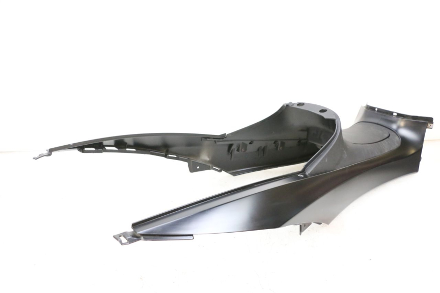 photo de TANK VERKLEIDUNG PIAGGIO MP3 HPE 350 (2018 - 2020) - Profilansicht des Ersatzteils