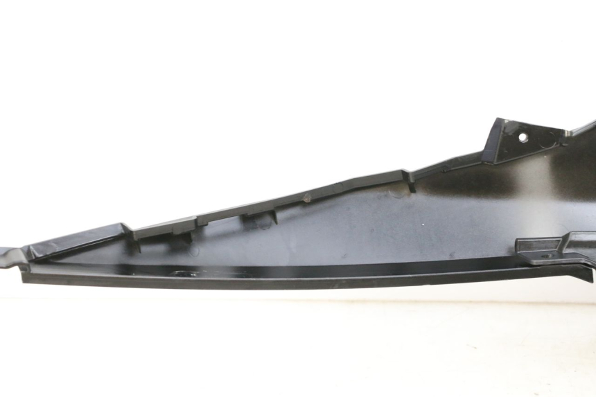 photo de TANK VERKLEIDUNG PIAGGIO MP3 HPE 350 (2018 - 2020) - Alternative Perspektive