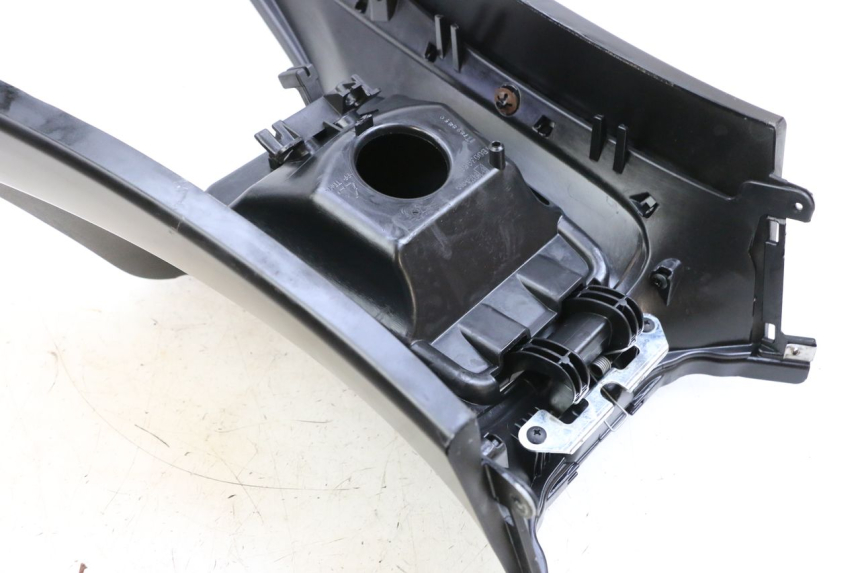 photo de TANK VERKLEIDUNG PIAGGIO MP3 HPE 350 (2018 - 2020) - Gesamtansicht des Produkts