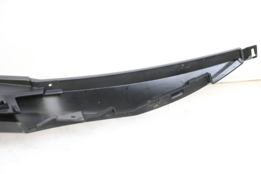 photo de TANK VERKLEIDUNG PIAGGIO MP3 HPE 350 (2018 - 2020) - Oberflächenzustand und Material