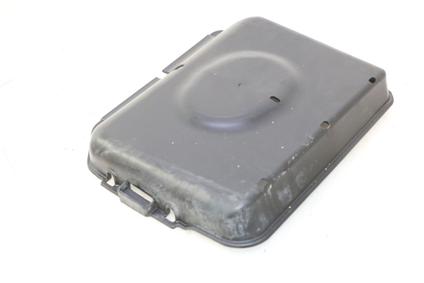 photo de TANK VERKLEIDUNG PIAGGIO MP3 HPE 530 (2022 - 2026) - Technische Nahaufnahme