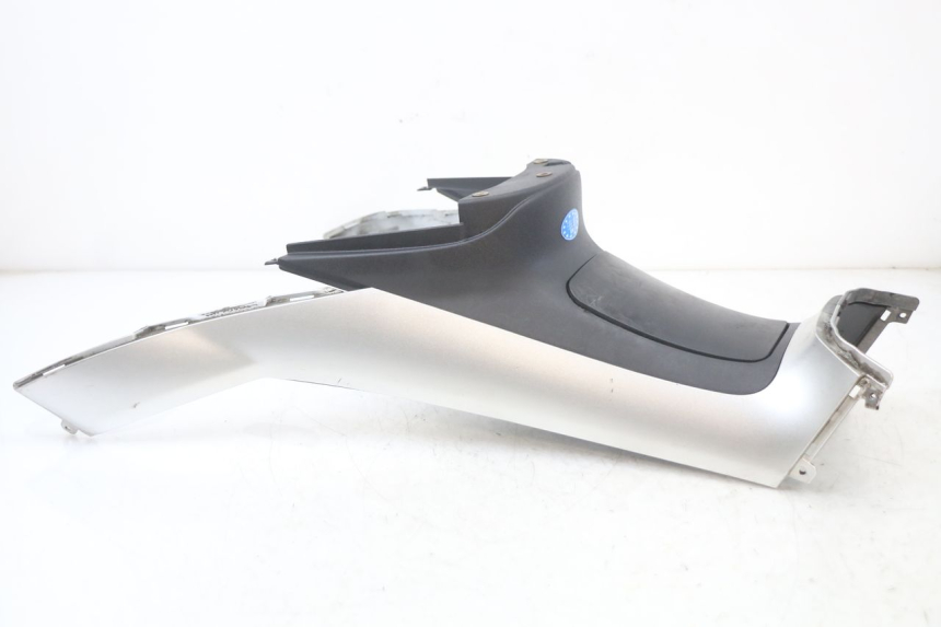 photo de TANK VERKLEIDUNG PIAGGIO MP3 LT 400 (2007 - 2012) - Zoom auf Gebrauchszustand