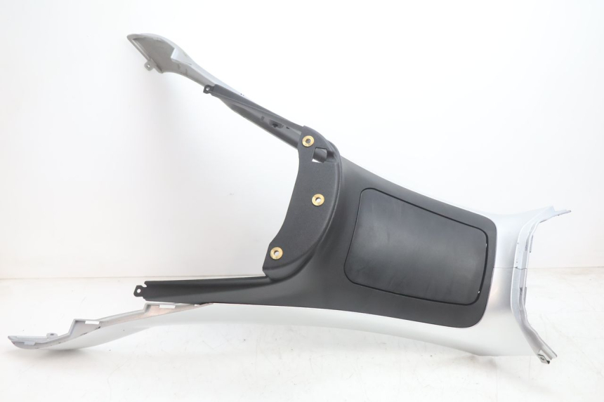 photo de TANK VERKLEIDUNG PIAGGIO MP3 LT 300 (2010 - 2016) - Detailansicht des Bauteils