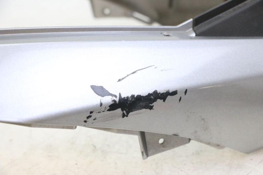 photo de TANKVERKLEIDUNG PIAGGIO MP3 500 (2014 - 2017) - Charakteristische Merkmale