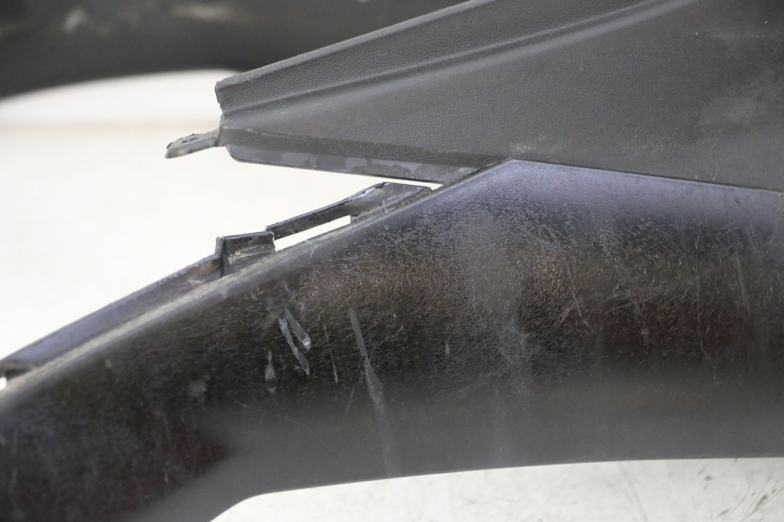 photo de TANK VERKLEIDUNG PIAGGIO MP3 500 (2011 - 2015) - Kennzeichnungen und Originalreferenzen