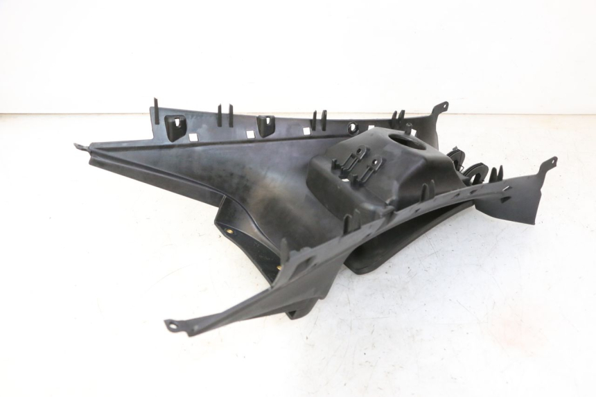 photo de TANK VERKLEIDUNG PIAGGIO MP3 125 (2006 - 2014) - Alternative Perspektive