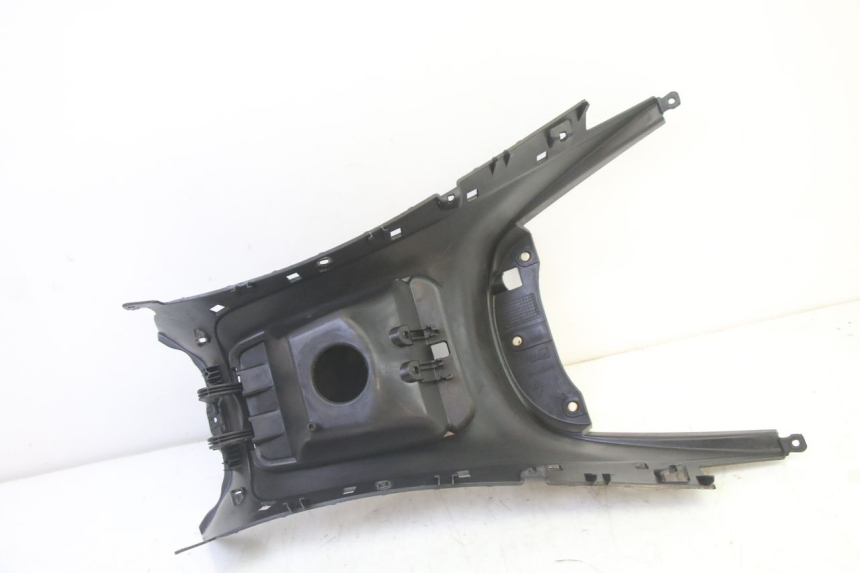 photo de TANK VERKLEIDUNG PIAGGIO MP3 125 (2006 - 2014) - Oberflächenzustand und Material