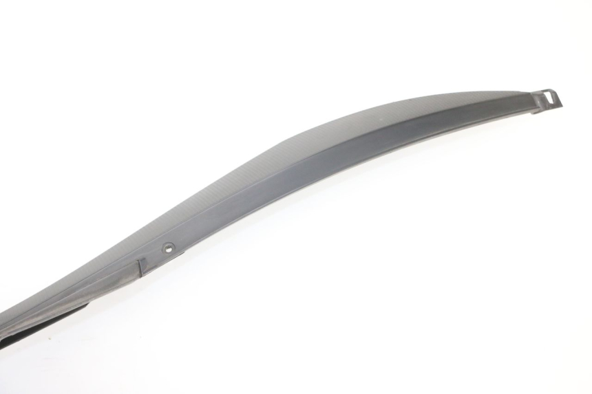 photo de TANK VERKLEIDUNG PIAGGIO MP3 500 (2016 - 2018) - Detailansicht des Bauteils