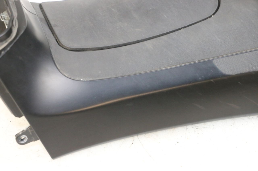 photo de TANK VERKLEIDUNG PIAGGIO MP3 500 (2016 - 2018) - Technische Nahaufnahme