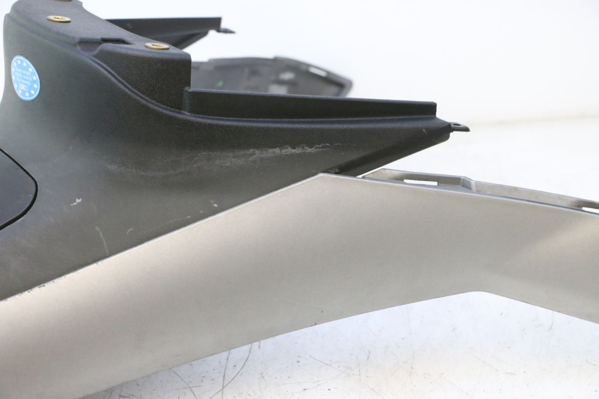 photo de TANK VERKLEIDUNG PIAGGIO MP3 125 (2006 - 2014) - Weitere Ansicht des Artikels