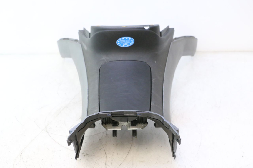 photo de TANK VERKLEIDUNG PIAGGIO MP3 125 (2006 - 2014) - Hochauflösende Nahaufnahme