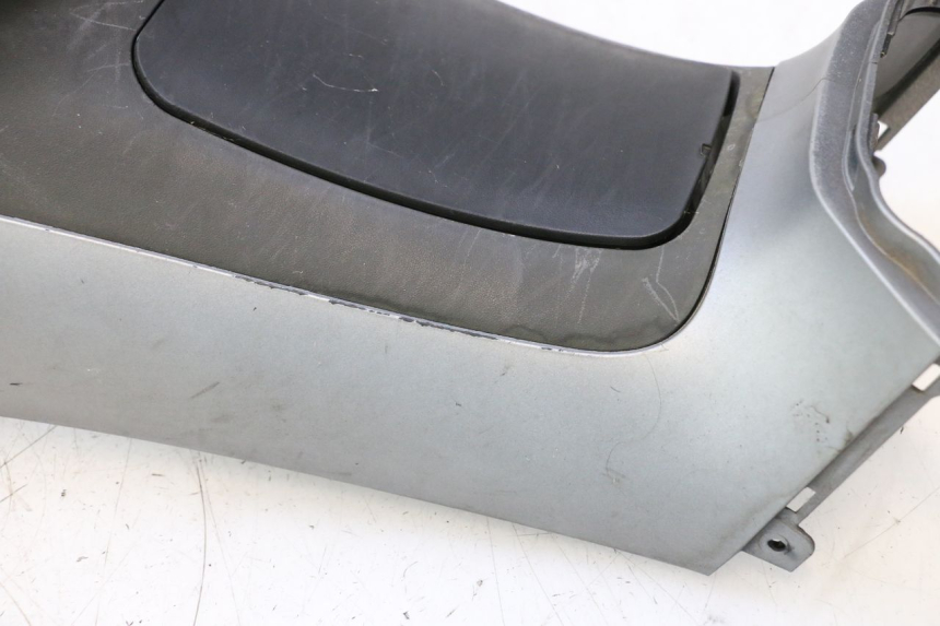 photo de TANK VERKLEIDUNG PIAGGIO MP3 125 (2006 - 2014) - Ergänzendes Produktfoto