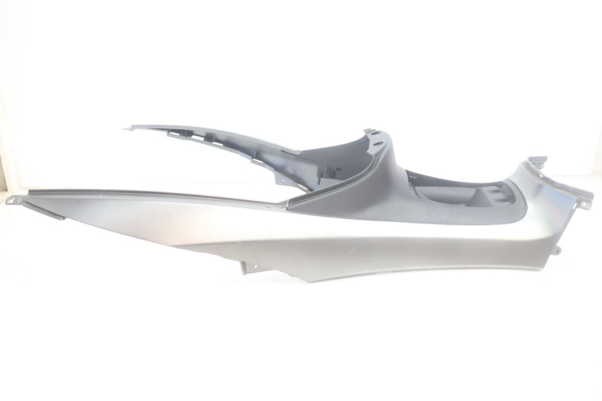photo de TANK VERKLEIDUNG PIAGGIO MP3 500 (2016 - 2018) - Detailansicht des Bauteils