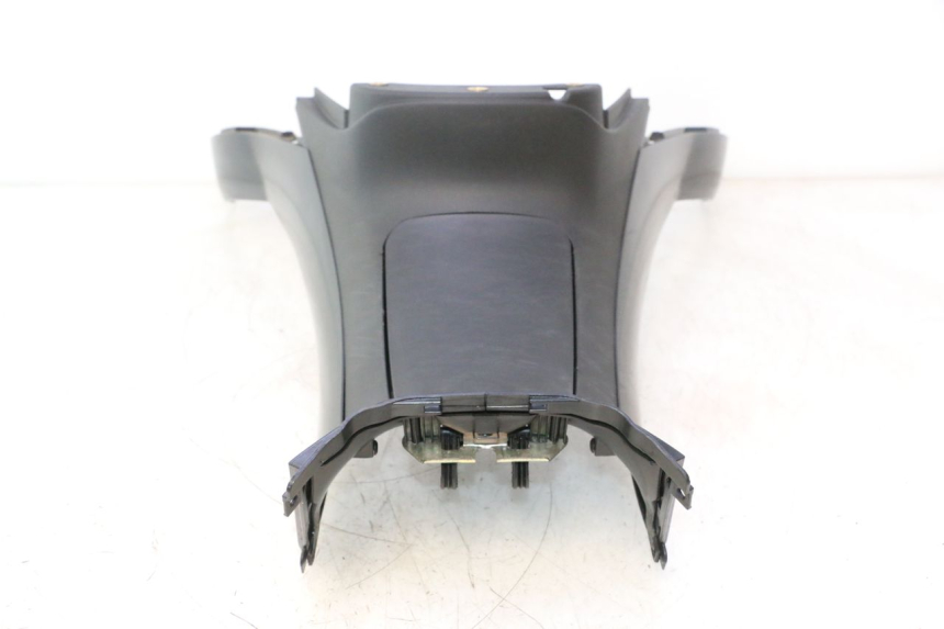 photo de TANK VERKLEIDUNG PIAGGIO MP3 500 (2011 - 2015) - Hochauflösende Nahaufnahme