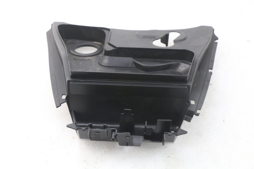 photo de TANK VERKLEIDUNG MBK MW TRYPTIK 125 (2017 - 2022) - Technische Nahaufnahme