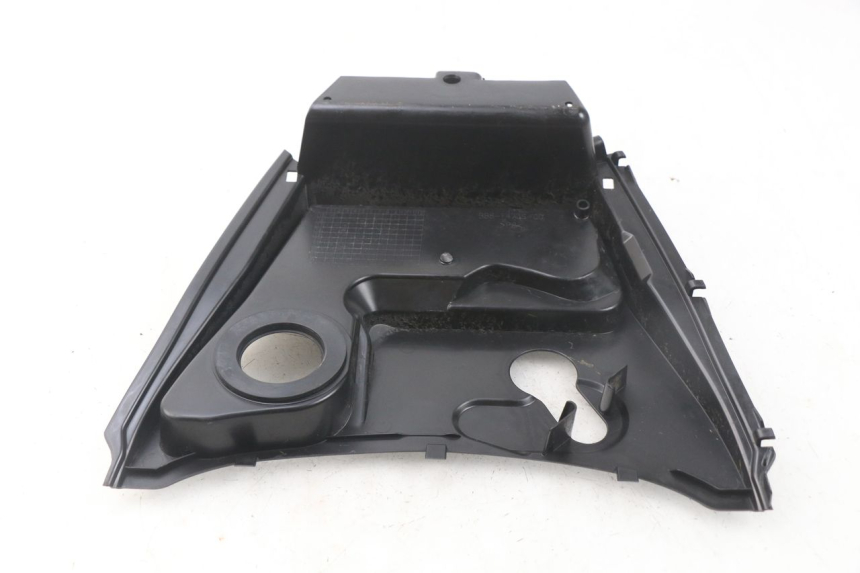 photo de TANK VERKLEIDUNG MBK MW TRYPTIK 125 (2017 - 2022) - Details der Befestigungspunkte