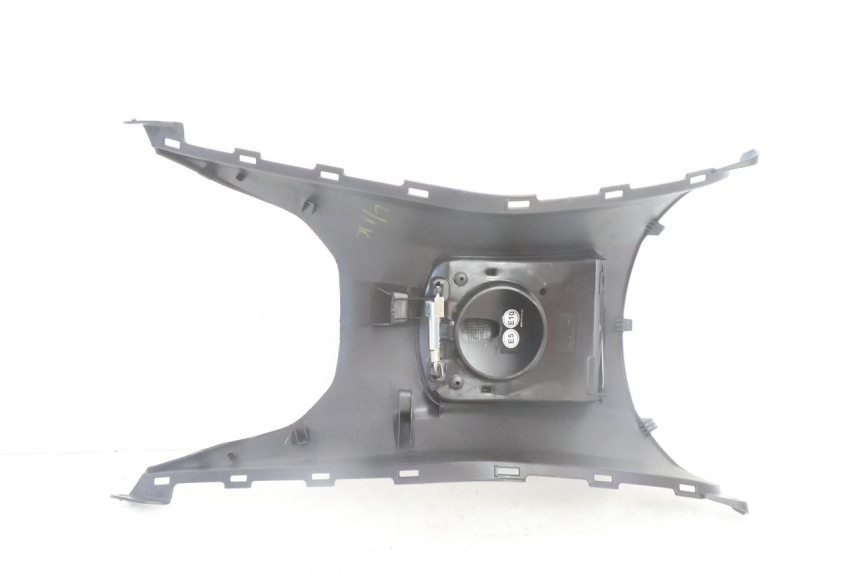 photo de TANK VERKLEIDUNG YAMAHA N-MAX NMAX 125 (2021 - 2024) - Technische Nahaufnahme