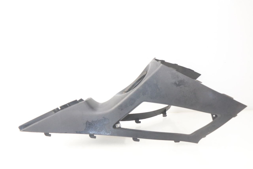 photo de TANKVERKLEIDUNG GILERA NEXUS 125 (2009 - 2013) - Details der Befestigungspunkte