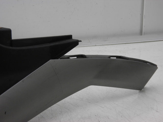 photo de TANK VERKLEIDUNG PIAGGIO MP3 RL 125 (2008 - 2009) - Hochauflösende Nahaufnahme