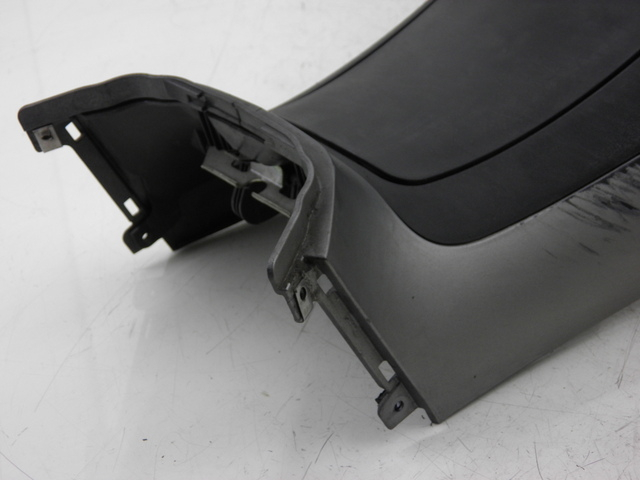 photo de TANK VERKLEIDUNG PIAGGIO MP3 RL 125 (2008 - 2009) - Oberflächenzustand und Material