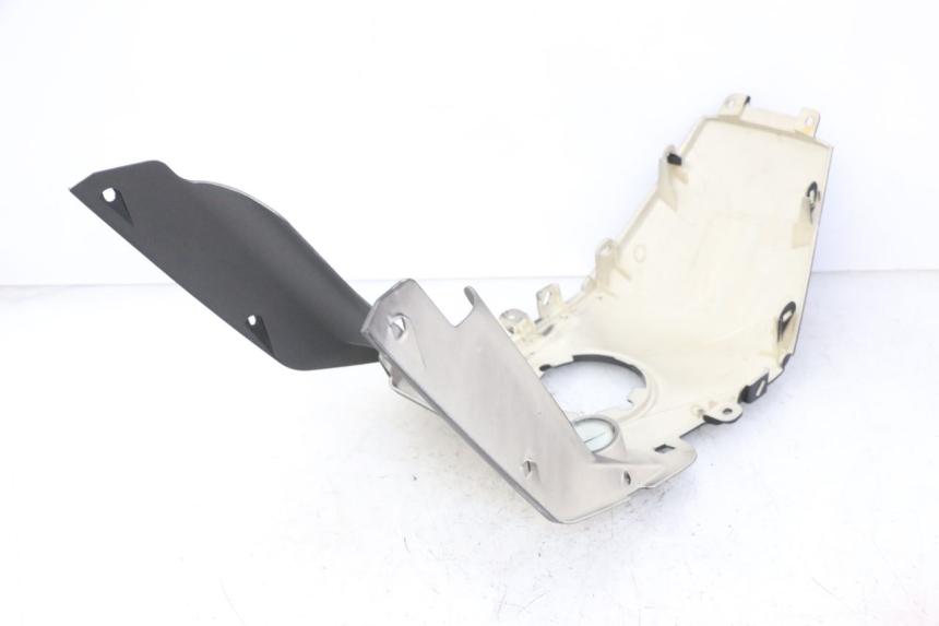 photo de TANK VERKLEIDUNG MAG POWER R-STREET 50 (2016 - 2025) - Alternative Perspektive