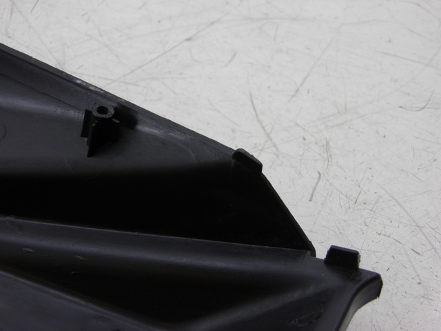 photo de TANK VERKLEIDUNG SYM SYMPLY 4T 50 (2012 - 2015) - Zoom auf Gebrauchszustand