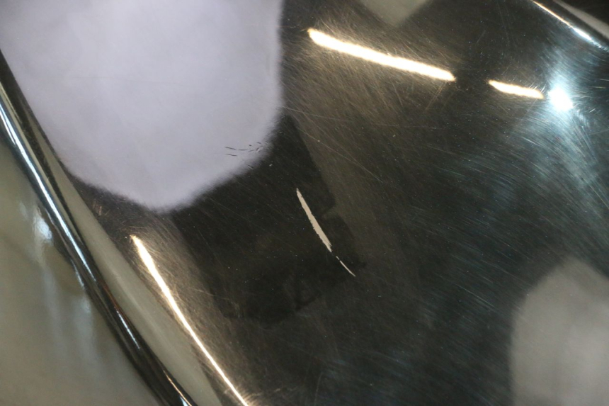 photo de TANK VERKLEIDUNG DAELIM VJ ROADWIN 125 (2004 - 2007) - Zoom auf Gebrauchszustand