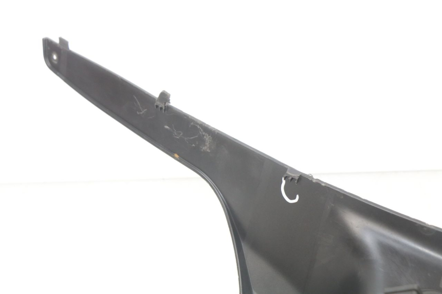 photo de TANKVERKLEIDUNG PIAGGIO X7 125 (2007 - 2013) - Zoom auf Gebrauchszustand