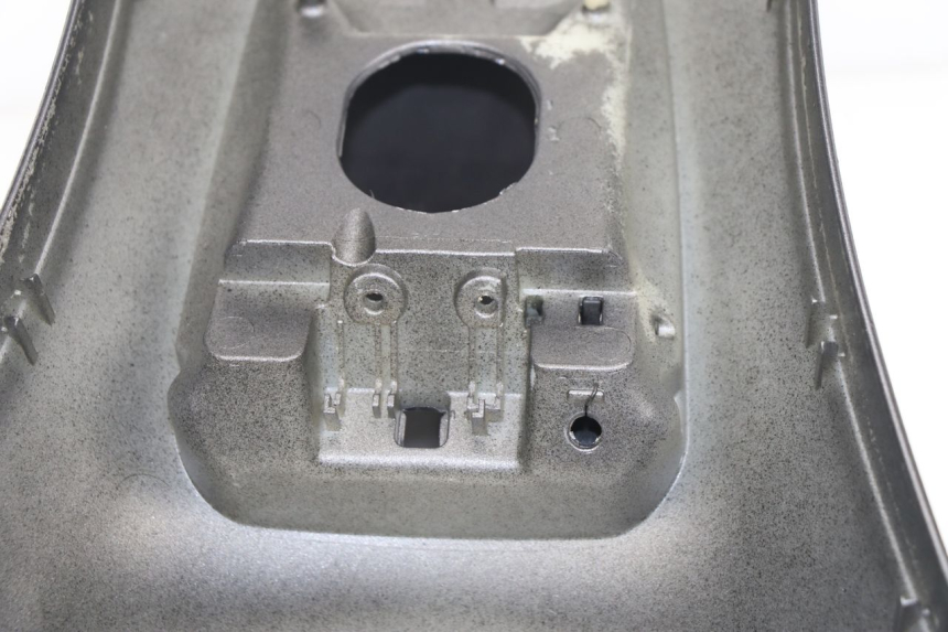 photo de TANK VERKLEIDUNG PIAGGIO X8 400 (2006 - 2007) - Zoom auf Gebrauchszustand