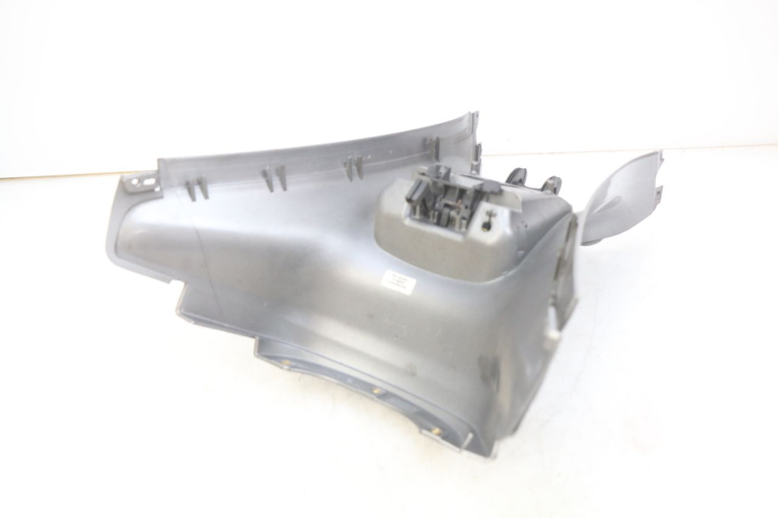 photo de TANKVERKLEIDUNG PIAGGIO XEVO - X EVO 125 (2007 - 2017) - Zoom auf Gebrauchszustand