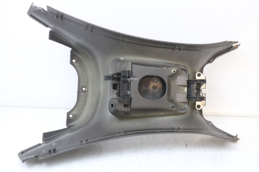 photo de TANKVERKLEIDUNG PIAGGIO XEVO - X EVO 125 (2007 - 2017) - Oberflächenzustand und Material