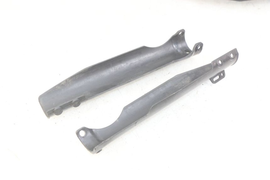 photo de VOLLVERKLEIDUNG KAROSSERIE ORION AGB37 CRF1 DIRT BIKE 125 (2013 - 2021) - Details der Befestigungspunkte