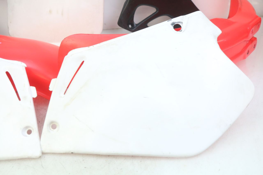 photo de VOLLVERKLEIDUNG KAROSSERIE HONDA CR 125 (1995 - 1997) - Detaillierte Sichtprüfung