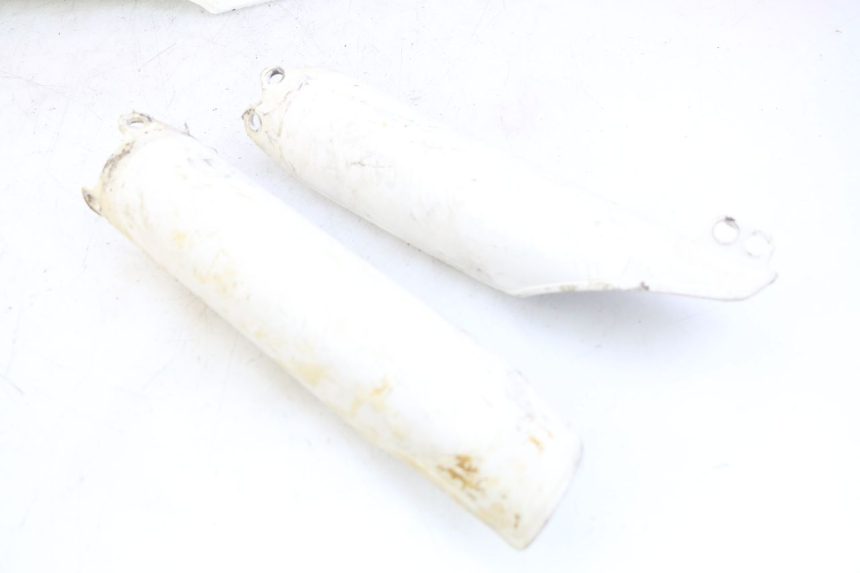 photo de VOLLSTÄNDIGES VERKLEIDUNGSVERKLEIDUNGSSYSTEM HONDA CRF CR-F 450 (2009 - 2012) - Alternativer Blickwinkel