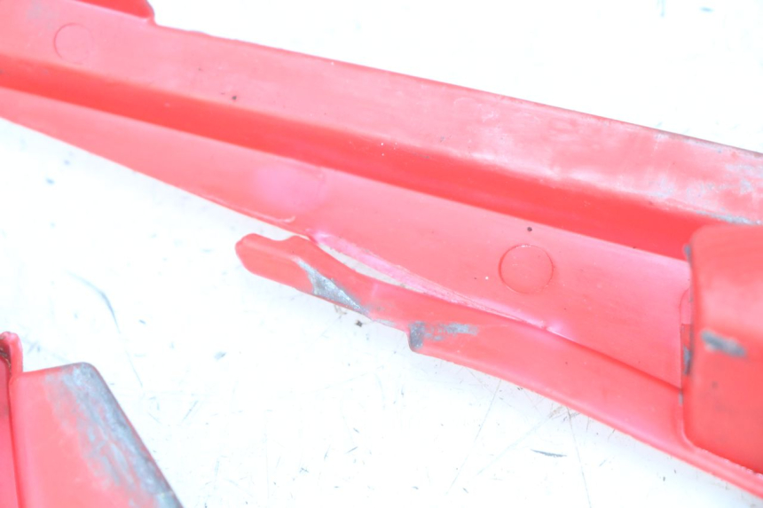 photo de VOLLSTÄNDIGES VERKLEIDUNGSVERKLEIDUNGSSYSTEM HONDA CRF CR-F 450 (2009 - 2012) - Detailansicht des Bauteils