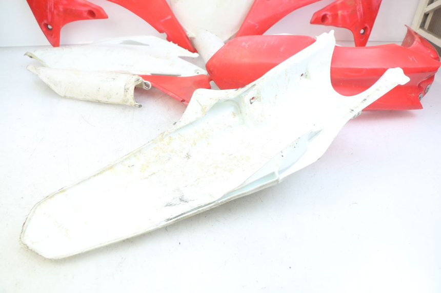 photo de VOLLSTÄNDIGES VERKLEIDUNGSVERKLEIDUNGSSYSTEM HONDA CRF CR-F 450 (2009 - 2012) - Oberflächenzustand und Material