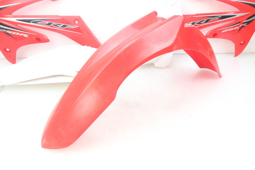 photo de VOLLVERKLEIDUNG KAROSSERIE HONDA CRF 250 (2013 - 2016) - Hochauflösende Nahaufnahme