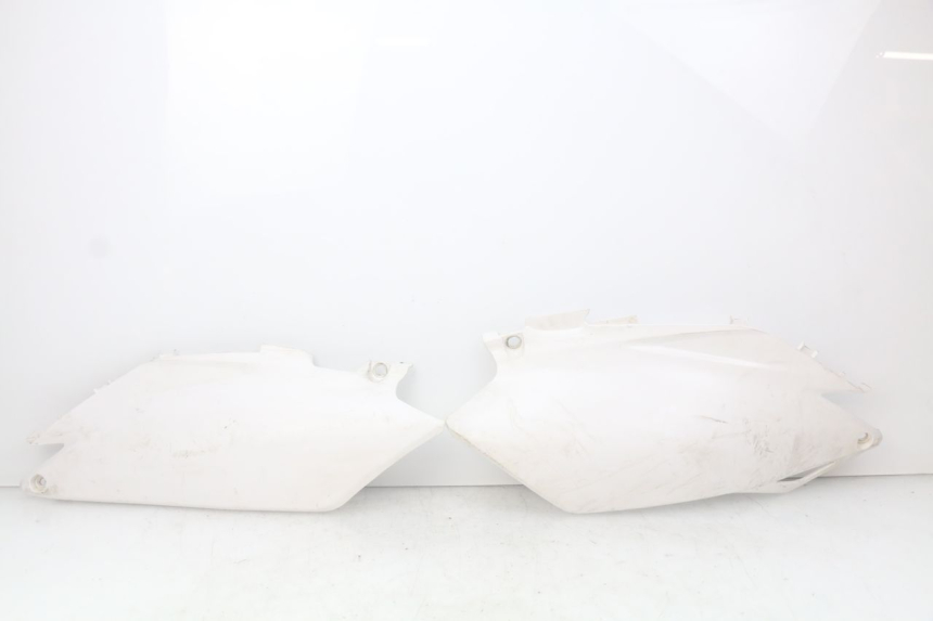 photo de VOLLVERKLEIDUNG KAROSSERIE HONDA CRF 250 (2013 - 2016) - Technische Nahaufnahme