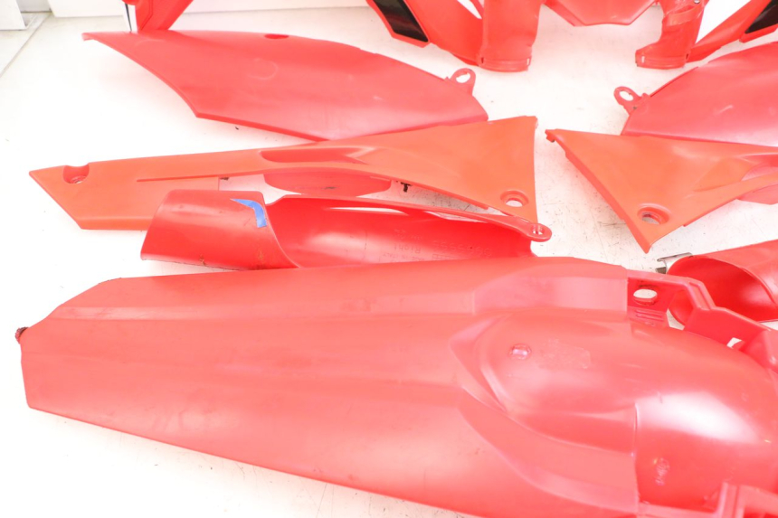photo de KOMPLETTE VERKLEIDUNG HONDA CRF R 250 (2020 - 2021) - Oberflächenzustand und Material