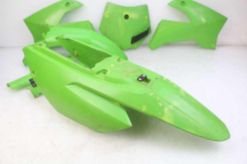 photo de VOLLVERKLEIDUNG KAROSSERIE APOLLO DIRT BIKE 125 (2010 - 2018) - Detaillierte Sichtprüfung