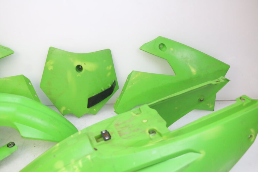 photo de VOLLVERKLEIDUNG KAROSSERIE APOLLO DIRT BIKE 125 (2010 - 2018) - Alternativer Blickwinkel