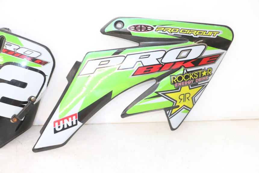 photo de KOMPLETTE VERKLEIDUNG PROBIKE DIRT 140 - Details der Befestigungspunkte