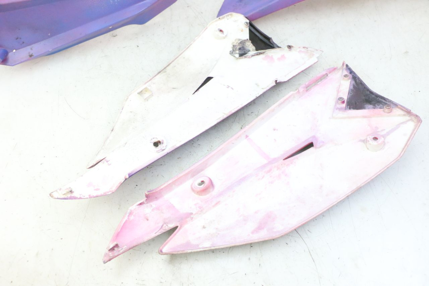 photo de VOLLSTÄNDIGE KAROSSERIEVERKLEIDUNG BSE DIRTBIKE PH10L 125 - Zoom auf Komponenten