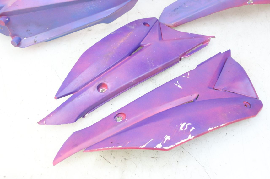 photo de VOLLSTÄNDIGE KAROSSERIEVERKLEIDUNG BSE DIRTBIKE PH10L 125 - Hochauflösende Nahaufnahme