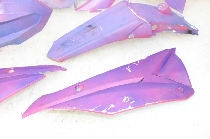 photo de VOLLSTÄNDIGE KAROSSERIEVERKLEIDUNG BSE DIRTBIKE PH10L 125 - Fokus auf die Struktur