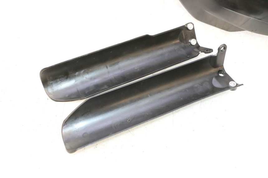 photo de KOMPLETTE VERKLEIDUNG MINI MX DRIFT 150 - Oberflächenzustand und Material